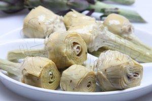 carciofi trifolati con gambo